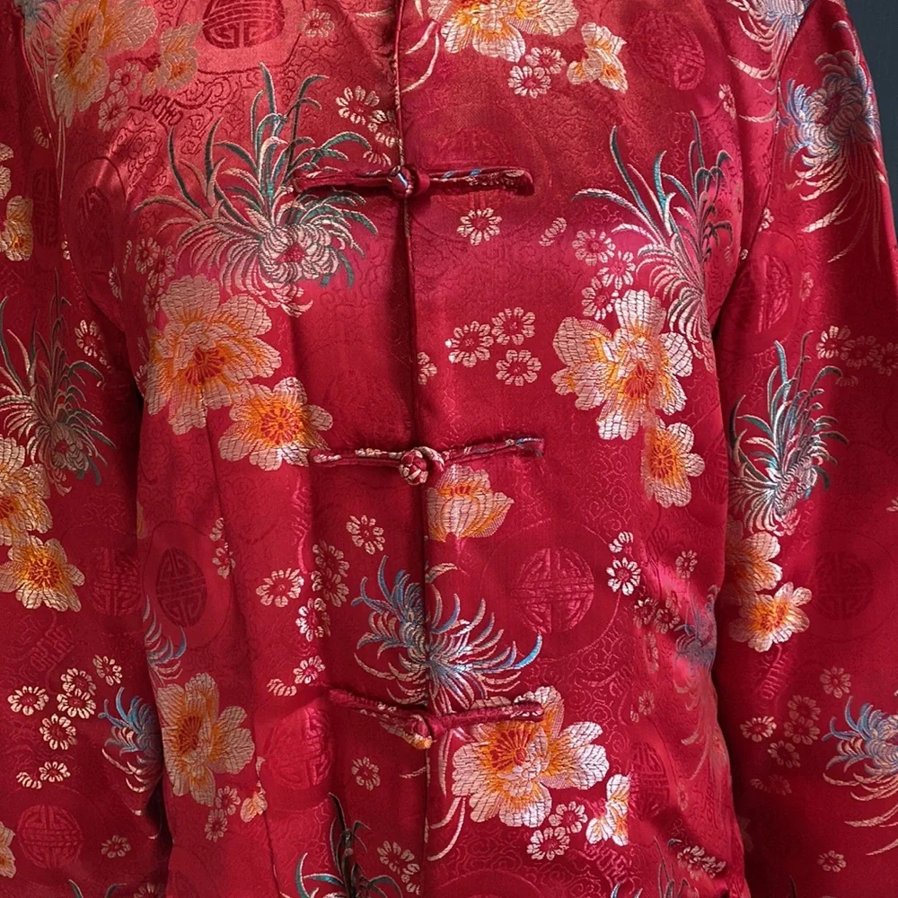 Gracefully beautiful brocade Mandarin-style jacket - Picture 2 of 6